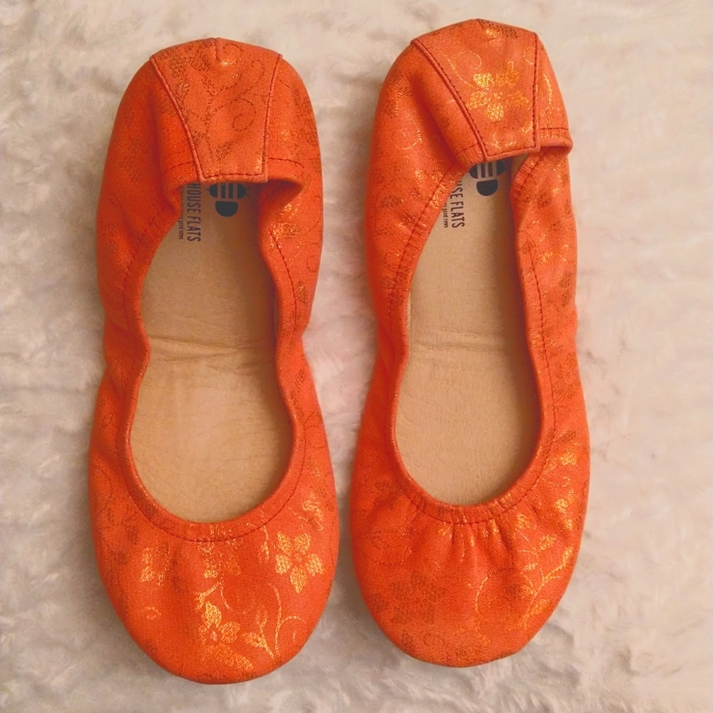 Barefoot shoes- The Storehouse Flats in peach, size 10